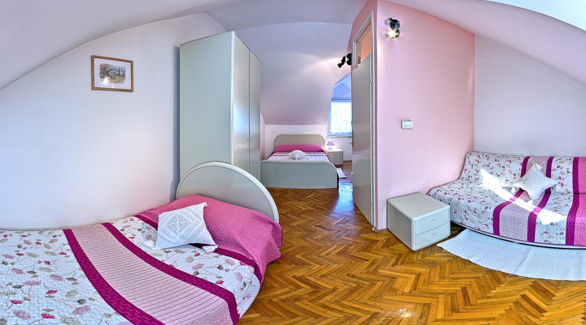 Villa Soulavy Kastela Room photo