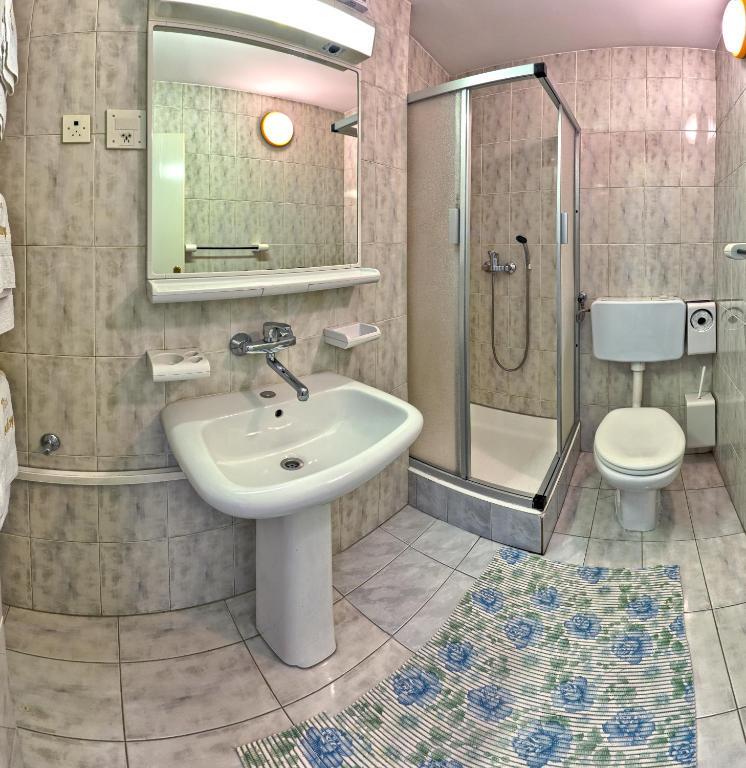Villa Soulavy Kastela Room photo