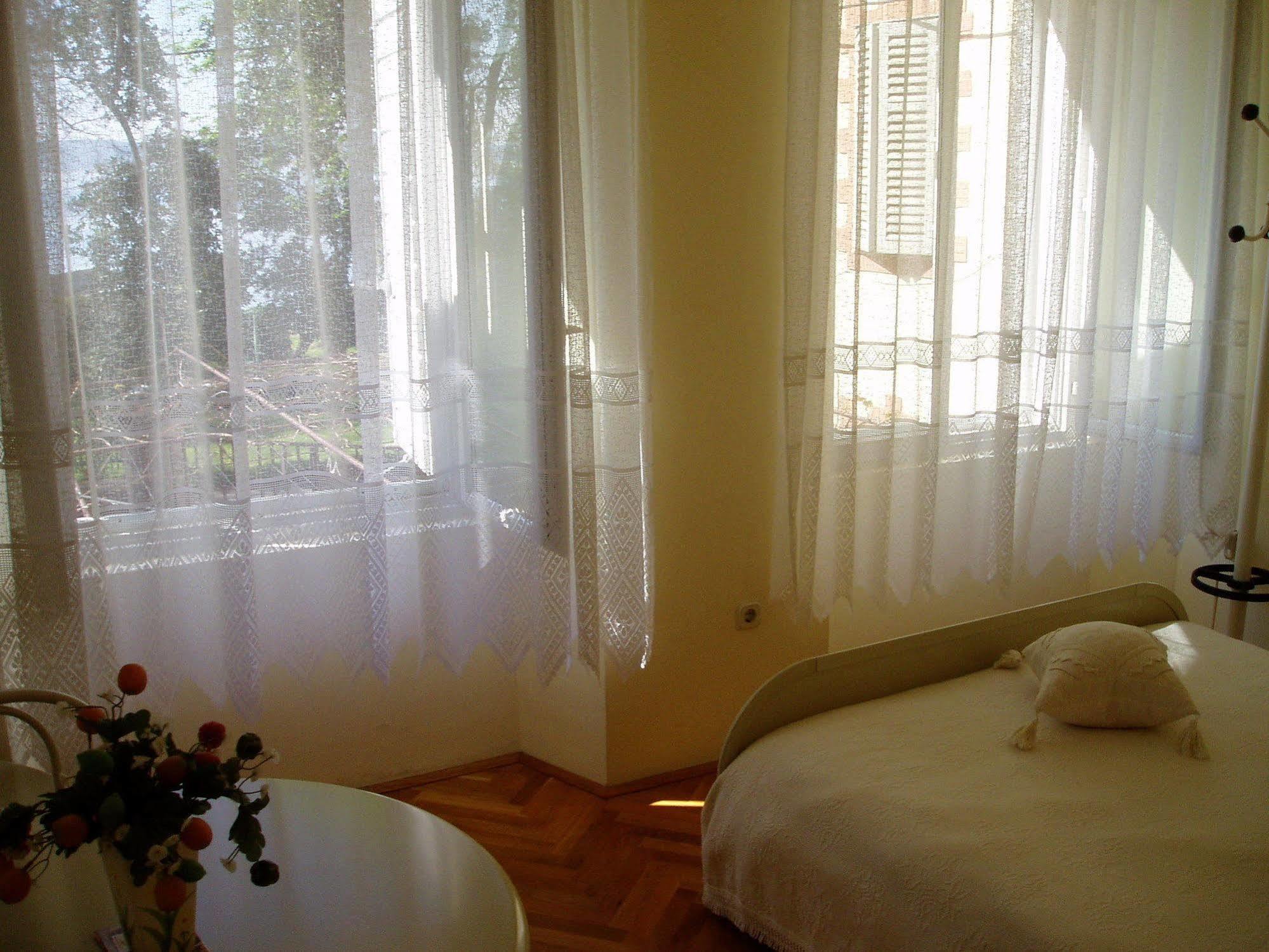 Villa Soulavy Kastela Exterior photo